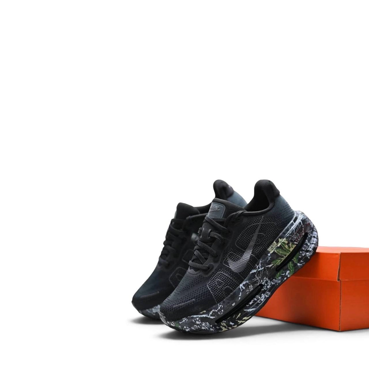 Маратонки Vomero Premium Realtree Camo Black