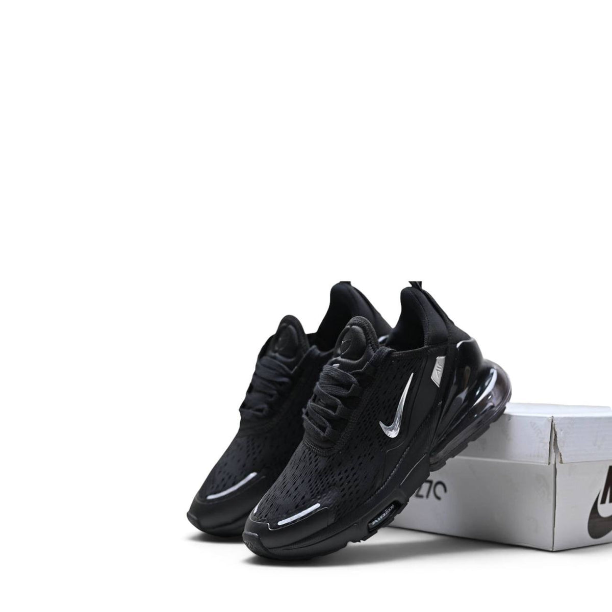 Маратонки Air Max 270 Black