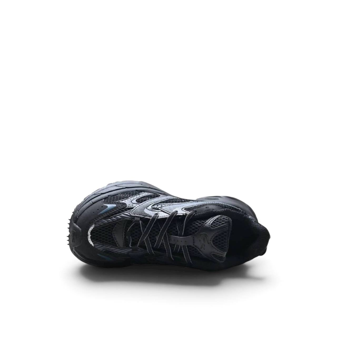 Маратонки Lacoste L003 Neo Shot Black
