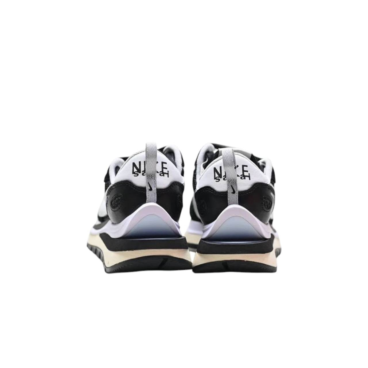Маратонки Sacai VaporWaffle Black/White