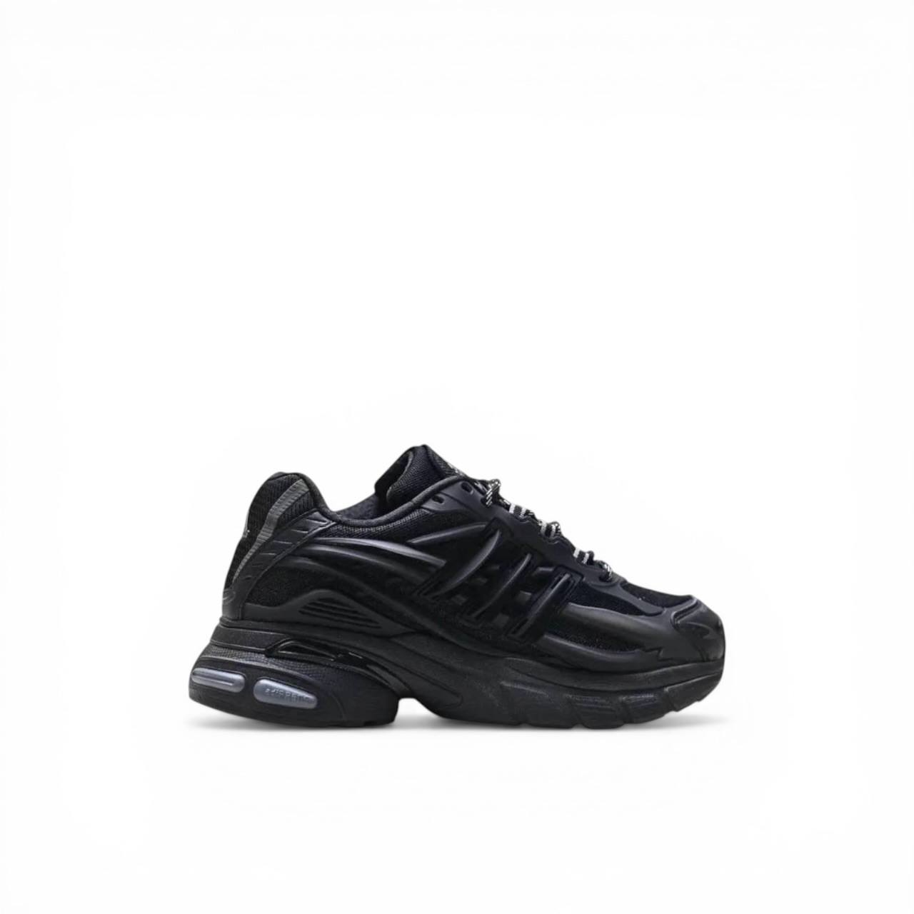 Маратонки Adidas x Pharrell Williams Jellyfish Triple Black