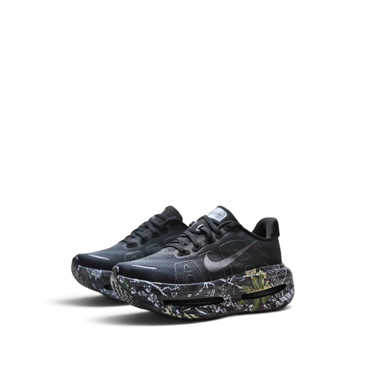 Маратонки Vomero Premium Realtree Camo Black