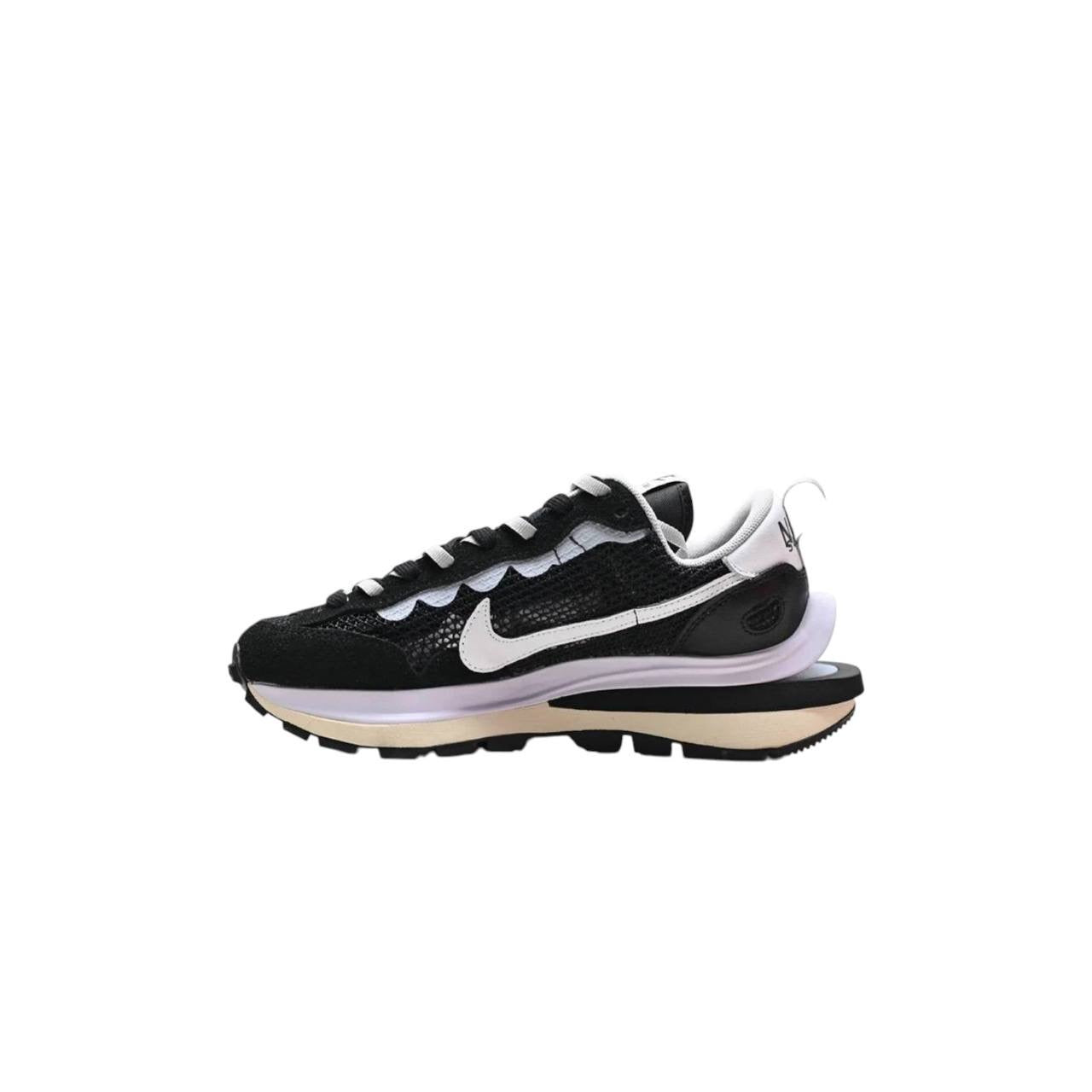 Маратонки Sacai VaporWaffle Black/White