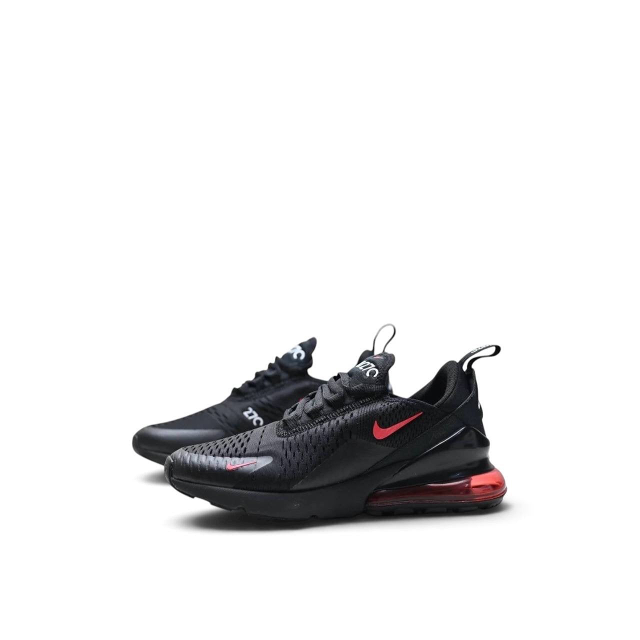 Маратонки Air Max 270 Bred